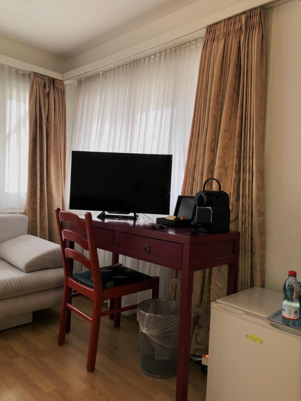 City Hotel Wettingen Buitenkant foto
